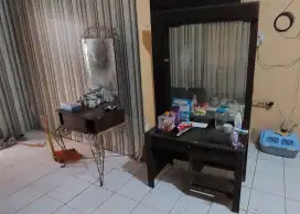 Meja Hias Kayu Jati dan Rangka Besi