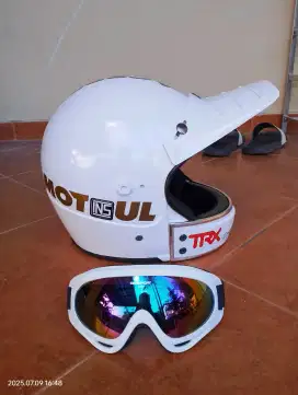 Helm TRX custom moncong pendek baru repaint ukuran L XL, M aman juga