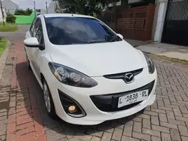 Mazda 2 R  Sporty AT  2013 Istimewa
