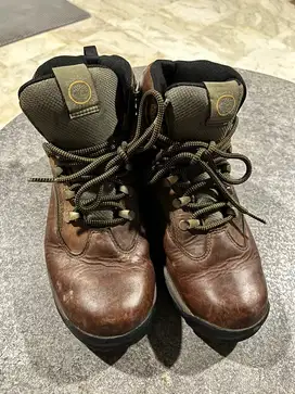 Sepatu Gunung Trekking Timberland GORETEX Size 39