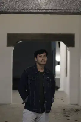 Menerima pekerjaan/suruhan apa saja