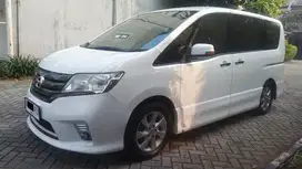 Nissan Serena 2013 Bensin
