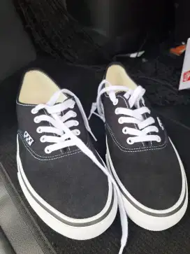 Jual Sepatu Vans Authentic Pro Skate Ukuran 43