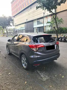 Dijual Honda HRV 1.5 S Grey 2017 AT Matic Abu abu