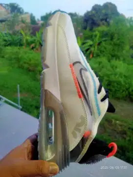 Nike AM 2090 sz 45