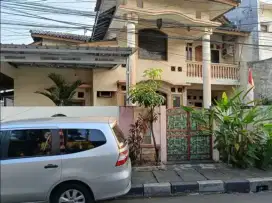 RUMAH MEGAH HOOK DI PERUMNAS KLENDER DUREN SAWIT