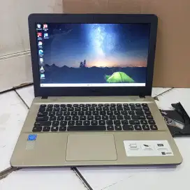 Di Jual Laptop Asus Fullset Lengkap