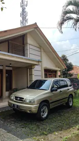 For sale Suzuki Escudo 1.6 SE.tahun 2003