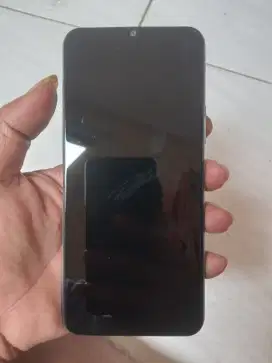 Dijual vivo Y20 4 64