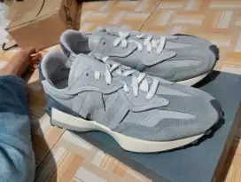 New Balance 327 ukuran 44 Original MAP ( pig skin)