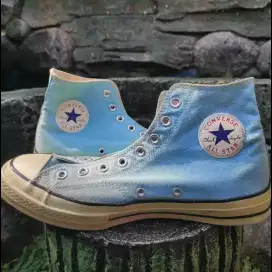 Converse 70s 
Kondisi Used
No Box
Size 43(28cm.