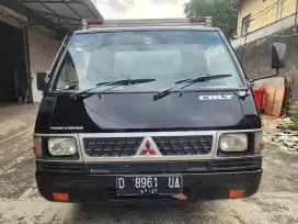 L300 Box full ori mesin bagus tdk ablas siap pakai bagus sekali