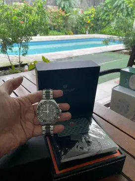 TAG HEUER FORMULA 1 TITANIUM MODEL