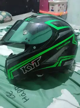 Jual cepat helm KYT