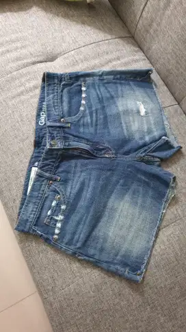 Celana pdk baru GAP size M
