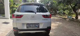 BRV PRESTIGE CVT PUTIH