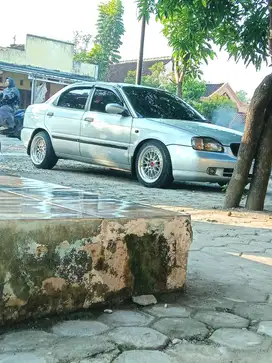 Dijual Suzuki Baleno 2001