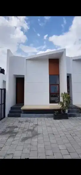 Dijual Villa Strategis
