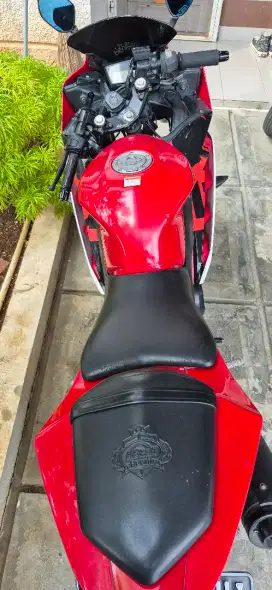 Jual R15 V2 2015 harga terjangkau