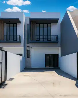 Rumah Lebak Arum New Minimalis Carport, ROW 2 MOBIL
