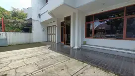 FOR SALE DI JUAL DI BAWAH HARGA PASAR
Rumah Siap Huni Kembar Mas