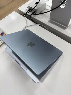MacBook Air M2 16/256