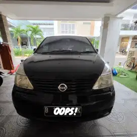 NISSAN SERENA 2.0 CT 2010