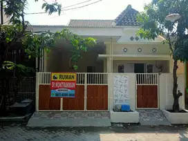 Disewakan rumah baru Perumahan Wahyu Taman Sarirogo jalan utama