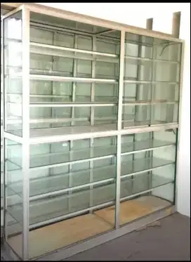 Etalase full kaca 2meter x 2meter