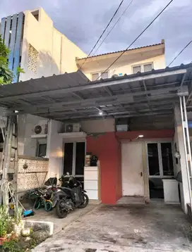 Dijual Rumah 2 Lantai di Mutiara Gading City - Bisa Overkredit!