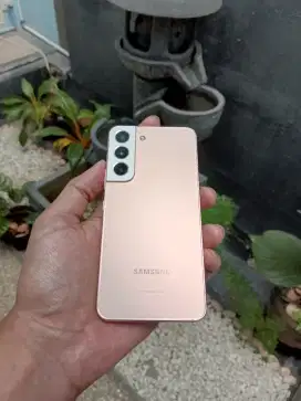 Samsung s22 8/256 snapdragon 8 gen 1