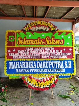 Karangan Bunga Papan