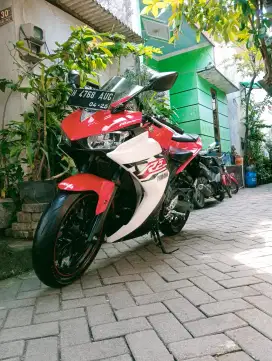 YMH R25 Doubel Silinder 250cc Low KM 17 rb Original