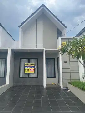FOR SALE! Rumah siap Huni