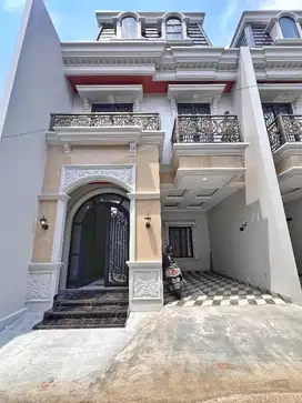 RUMAH MEWAH MURAH BARU DIJAGAKARSA JAKSEL