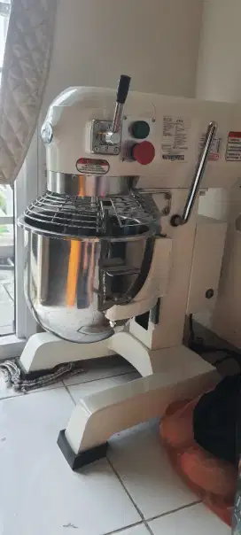 Mixer Getra B-10HJ 10L