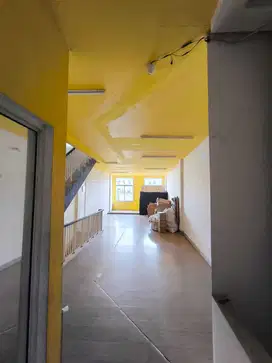 Dijual Ruko coloseum boulevard , Siap Pakai, At
