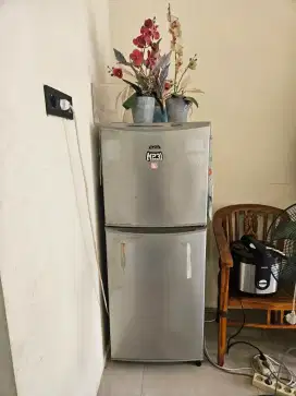 KULKAS AQUA 2 pintu