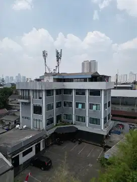 jual gedung empat lantai di Palmerah Jakarta Barat
