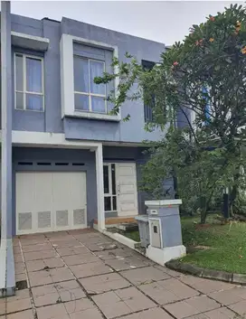 Jual rumah 2 lantai turun harga di gading serpong