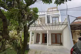 Dijual Rumah Hook Kolam Renang View Gunung Taman Legian Sentul City