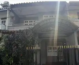 Dijual Rumah 2 Lantai Pondok Kelapa Duren Sawit siap Huni