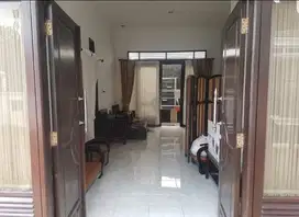 rumah cakep siap huni lokasi di tidar bawah dekat kampus stiki & UB