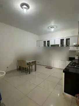 Di Jual Rumah Bagus SHM di Taman Semanan Indah, Jakarta Barat