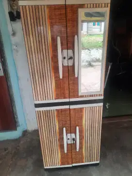 Lemari plastik 4 susun (cermin)