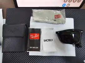 Rayban Wayfarer Folding Fullset 1000% ori. Ex hadiah. Cuma jajal aja