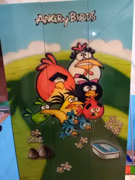 Lemari Kayu Motif Angry Birds