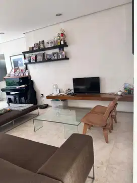 DIjual Rumah Casagoya di Kebon Jeruk Jakarta Barat