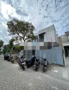 1789. Dijual Rumah Woodland Citraland Surabaya Barat