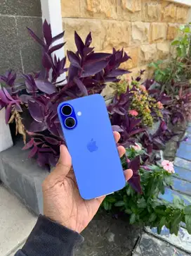 Iphone 16 128gb ultramarine ibox